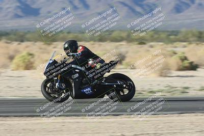 media/Nov-02-2025-CVMA (Sun) [[337aff29ab]]/Race 16-Formula Twins-Formula 40 UL(Holeshot)/